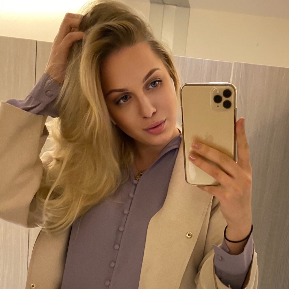 Meet your Posher, Nadia